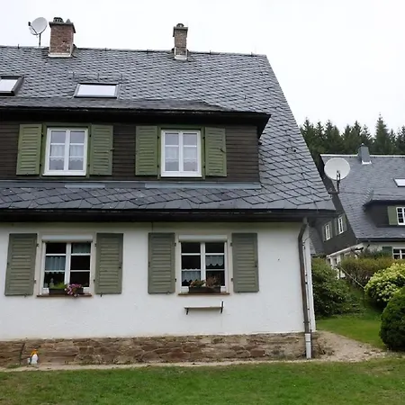 Holiday home Am Wald Mit Sauna *